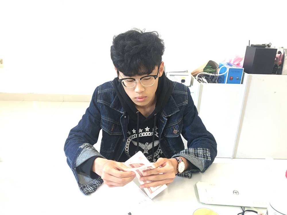 说明:http://gsxy.czu.cn/_upload/article/images/c2/86/0a2fc3654689a7675a2837a05ba0/0e9cbba4-2d1a-492d-9e56-2044e6492d37.jpg
